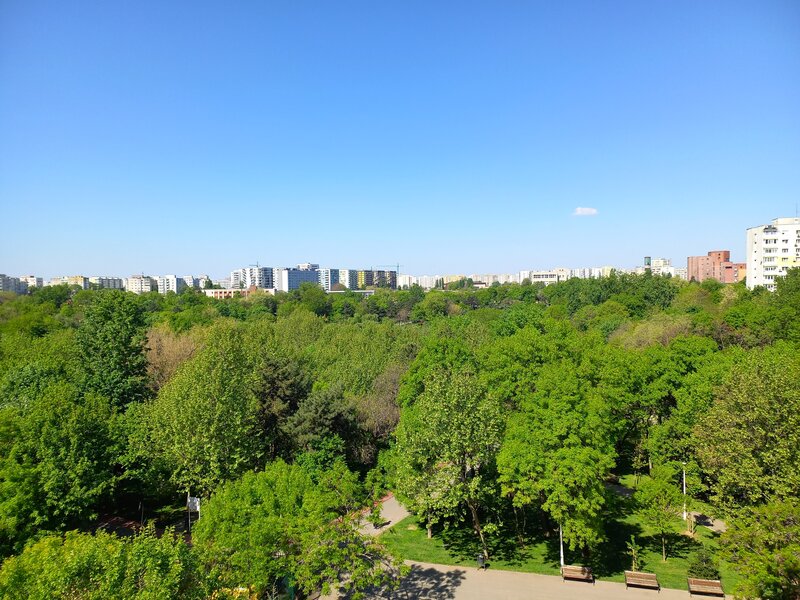 Pantelimon, 3 camere decomandat, vedere Parc Morarilor, 10 min. metrou.